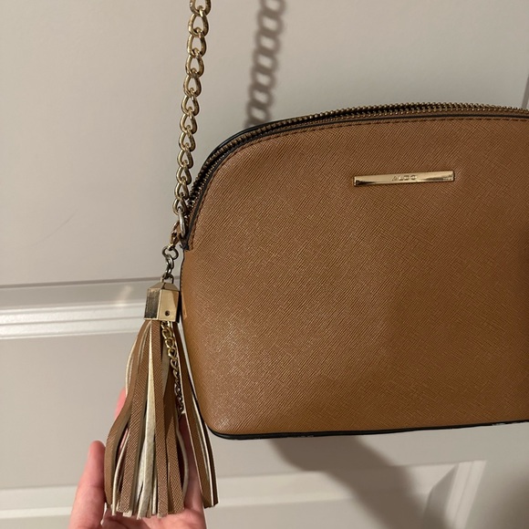 Brown aldo crossbody purse. Gently used. Still has a lot of life left in it. - Picture 3 of 7
